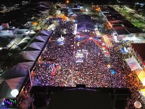 Prefeitos e prefeitas do Alto Sertão de AL fixam limite de R$ 500 mil para cachês artísticos