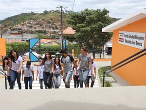 Reformas e construções garantem melhorias na Educação no Alto Sertão