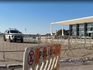 Bloqueios e grades: segurança é reforçada para a sessão do STF sobre Moraes