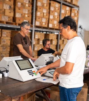 TRE realiza testagem das urnas eletrônicas no Simulado Nacional de Hardware