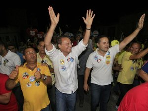 Multidão acompanha Renan Filho em São Luiz do Quitunde, Satuba e Rio Largo