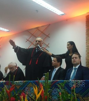Alfredo Gaspar toma posse como chefe do Ministério Público