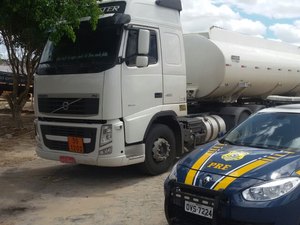 PRF recupera na BR-101 caminhão tanque roubado na Bahia