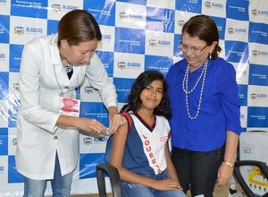 Sesau alerta sobre necessidade de completar o esquema vacinal para evitar o HPV