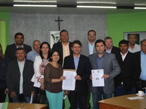 Câmara aprova Plano Municipal de Educação e exclui o termo 'Ideologia de Gênero'