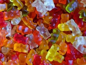 Homem acha cheque de R$ 25,6 milhões, devolve e ganha recompensa frustrante