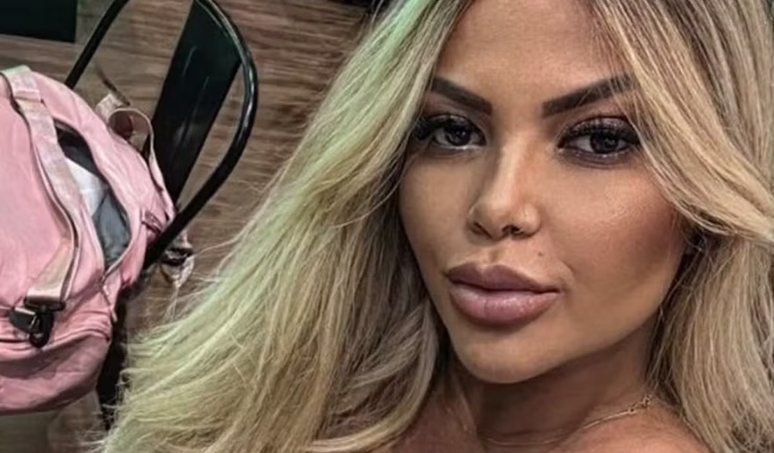 Vanessa Rios, ex-vocalista de Capim com Mel e Kitara, morre aos 42 anos