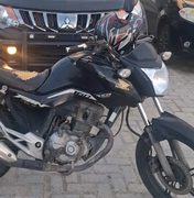 Motocicleta de entregador por aplicativo roubada na Grota do Rafael é recuperada
