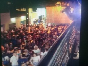 Com trios elétricos e bandas, prévia Carnavalesca agitou o bairro Brasília