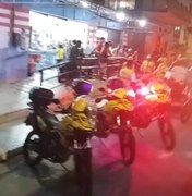 Homem é atacado brutalmente com arma branca em frente supermercado do Benedito