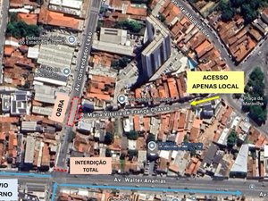 Obra da BRK interdita trecho da Avenida Comendador Leão, no bairro do Poço
