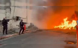 Morador grava confronto que fechou Avenida Brasil: 'Muito tiro'