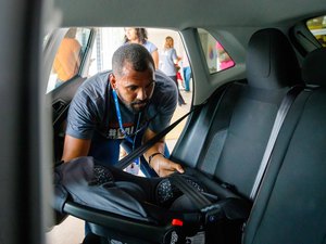 Programa Alta Segura garante transporte correto para recém-nascidos em Alagoas