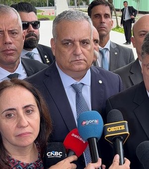 Alfredo Gaspar entrega relatório da CPMI do INSS ao STF com 216 indiciados