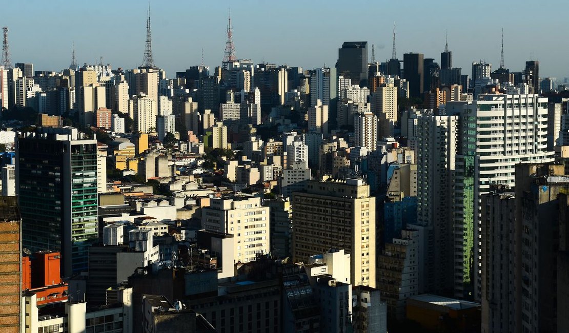 Quarentena recua para fase amarela em São Paulo, decide Doria