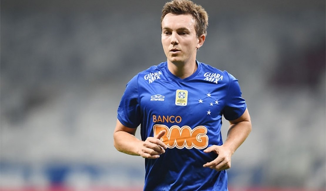 Perto de ser negociado, Dagoberto não se apresentará com grupo do Cruzeiro nesta quarta