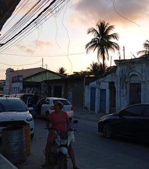 Familiares das vítimas do acidente na AL-101 Norte protestam contra falta de ambulância do Samu