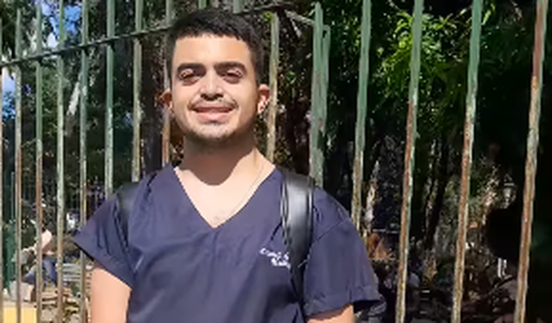 Pai acompanha filho no primeiro dia de estágio em hospital e emociona nas redes