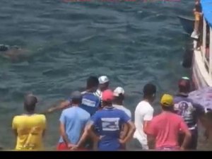 [Vídeo] Carro cai no Rio São Francisco, na divisa entre Alagoas e Sergipe