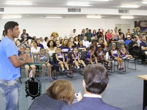 Prefeitos de AL participam de encontro para revezamento da tocha olímpica