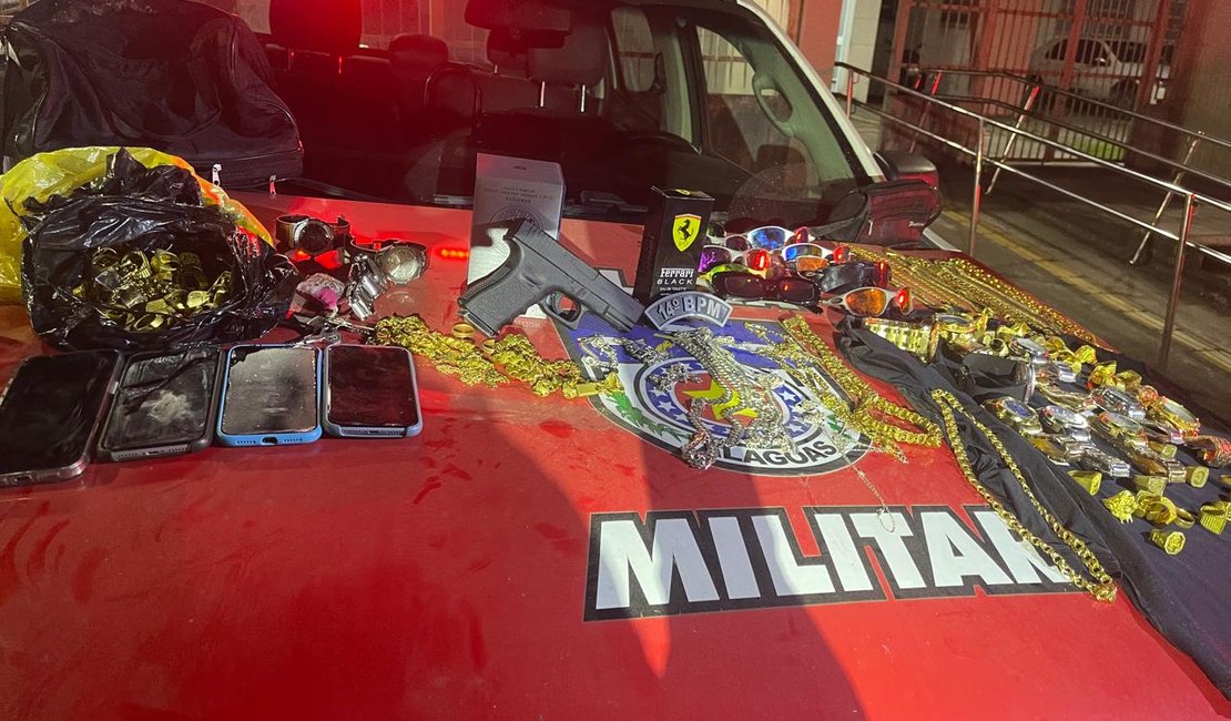 Suspeitos de roubo em Maceió são presos com diversas joias, relógios e óculos em Messias