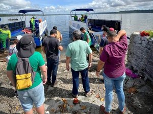 Funcionamento dos Ecoboats é apresentado a alunos de pós-graduação