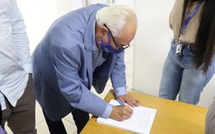 Prefeito Sérgio Lira assinou ao convênio de cooperação