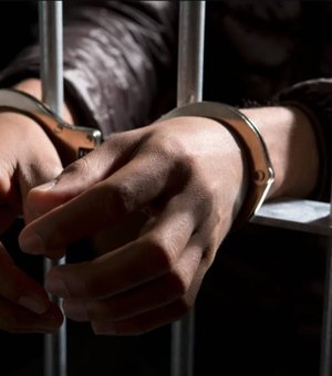 Homem é preso em flagrante pelo estupro da própria filha de 12 anos