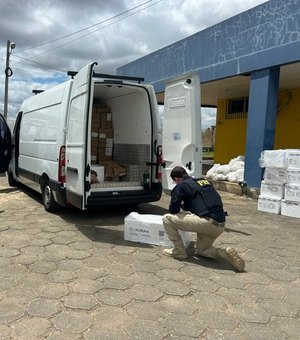 PRF apreende mais de uma tonelada de frutos do mar sem nota fiscal em São Sebastião