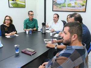 Luciano Barbosa amplia parcerias com Ufal e Unasp com projeto 'Caminhos de Arapiraca'