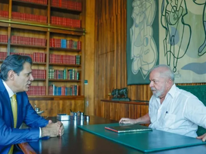 Lula autorizou Haddad a apresentar marco fiscal a Lira e Pacheco, diz Padilha