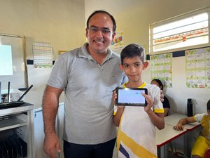 Prefeito de Junqueiro é premiado como ‘Prefeito Inovador’ no Fórum Cidades Digitais e Inteligentes
