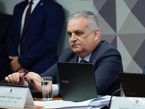 Alfredo Gaspar pede convocação de Lulinha e quebra de sigilos na CPMI do INSS