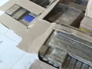 [Vídeo] Cerca de 400kg de drogas são apreendidos durante operação policial em Arapiraca