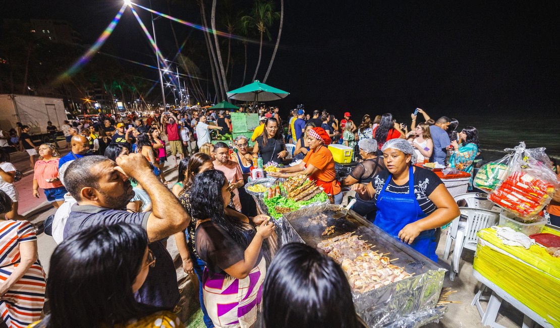 Chamada de favela por vereador de Aracaju, orla de Maceió deve passar por ordenamento