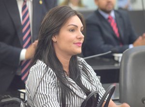 Thaise Guedes propõe isenção de ICMS para equipamentos de acessibilidade