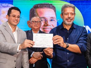 Arthur Lira comanda ato de filiação de Gunnar Nunes ao PP em evento prestigiado por lideranças evangélicas de AL