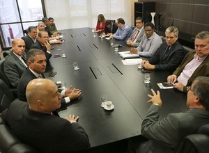 &#65279;Presidente do TJ discute segurança com juízes e secretários de Estado