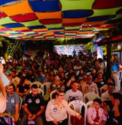 Deputado Rafael Brito inaugura comitê ouvindo servidores da educação