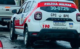 Mulher denuncia injúria após ser xingada por vizinho em Feira Grande