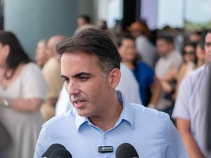 “O que falta é oportunidade”, diz Renato Filho ao propor mais escolas bilíngues em Alagoas