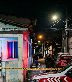 Criança de seis anos é baleada dentro de casa no Jacintinho; o alvo era o pai