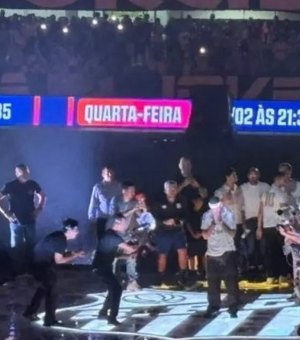 Neymar é apresentado com festa e sob forte emoção na Vila Belmiro