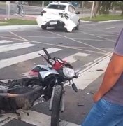 [Vídeo] Jovem fica gravemente ferido em colisão entre carro e moto na Durval de Góes Monteiro