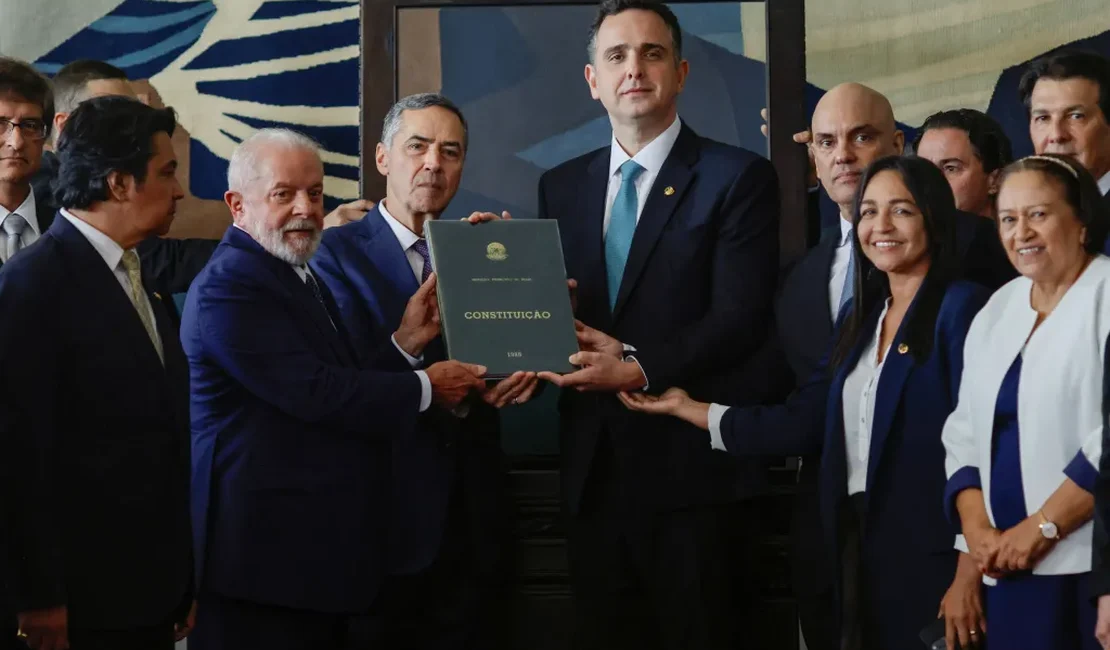 Perdão soaria como impunidade e salvo-conduto para novos atos terroristas, diz Lula sobre 8/1