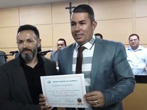 [VÍDEO] Empresário arapiraquense recebe título de cidadão honorário em cerimônia na Câmara de Vereadores