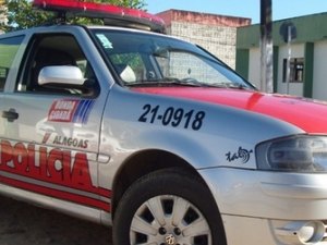 PM faz busca e prende suspeitos de assalto a ônibus no Jacintinho, em Maceió