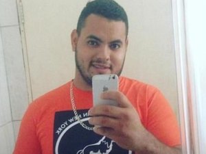 Acidente com moto provoca a morte de condutor no centro de Delmiro Gouveia