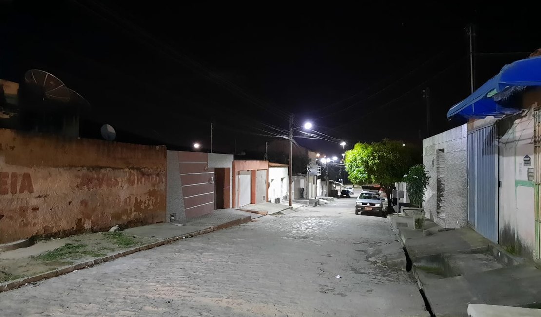 Homem de 53 anos é encontrado morto dentro de casa, em Arapiraca