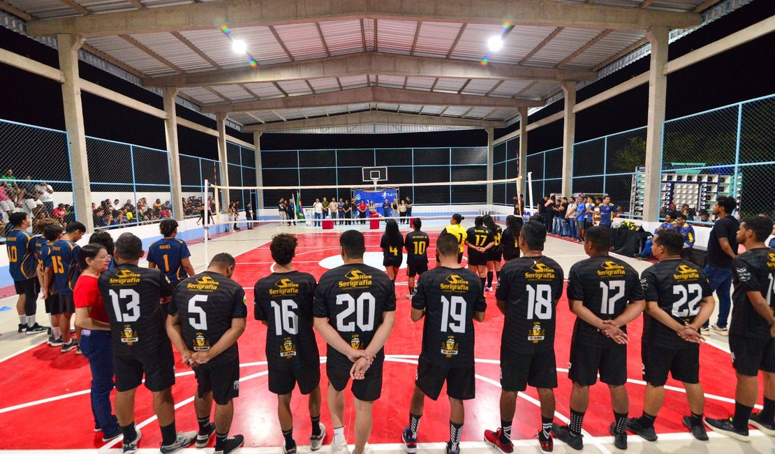 Nova quadra esportiva transforma a rotina e traz mais dignidade aos moradores do Alto Bonito
